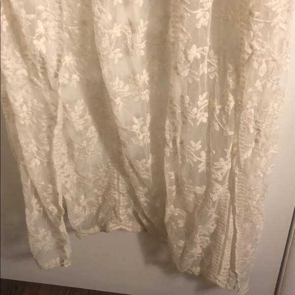 Swimsuit cover up - Picture 3 of 5